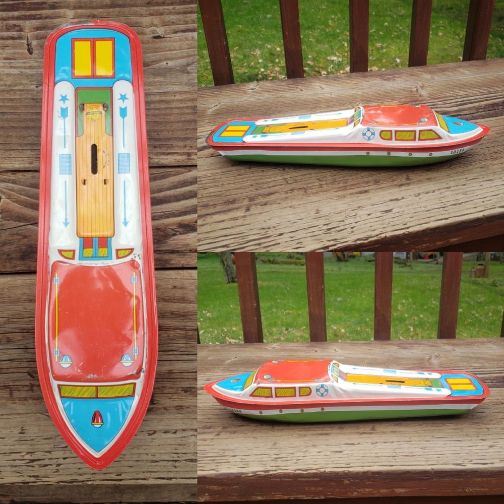 The Ohio Art Co. Vintage Cabin Cruiser- Tin Boat WITH DAMAGE/WEAR/RUST